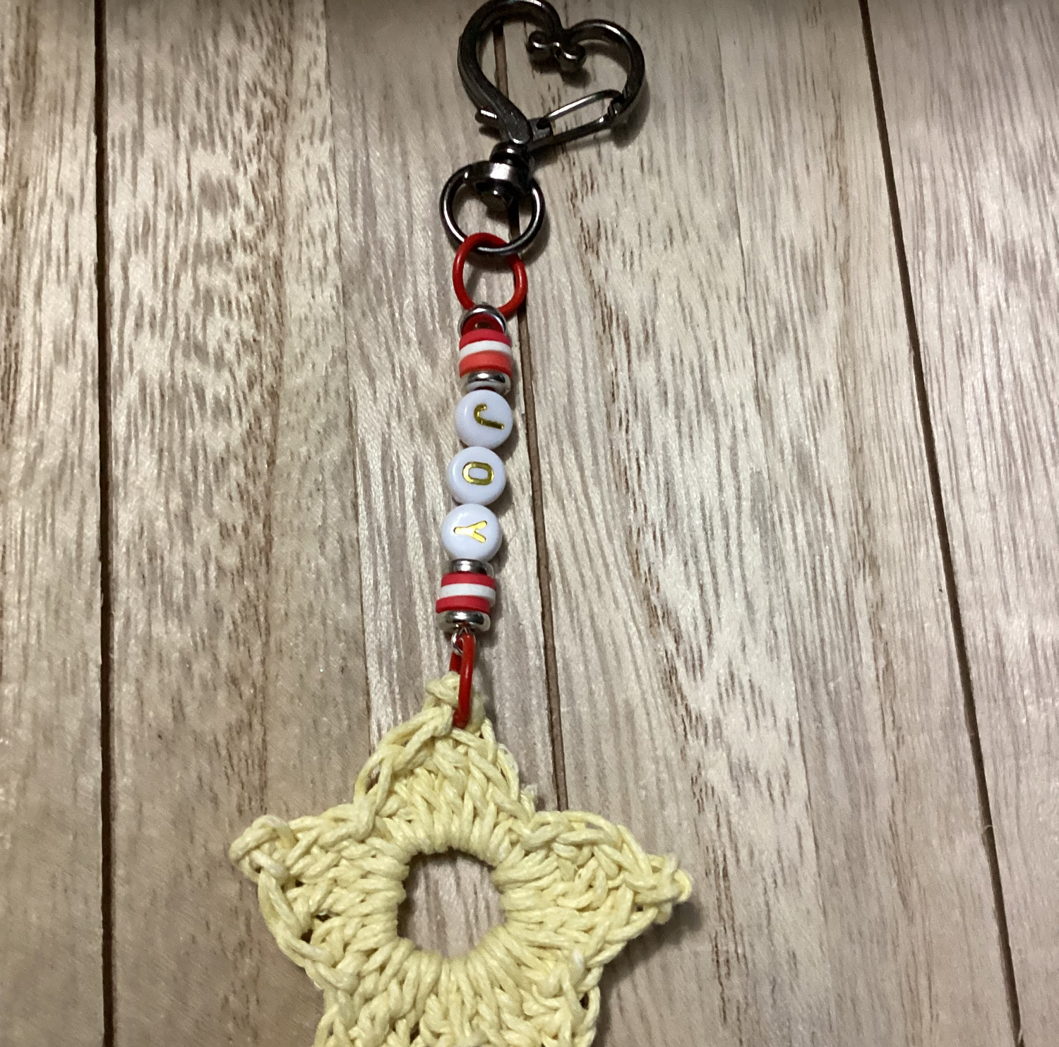 Personalized Christmas Crochet stars Keychain – Custom Initials & Clay Beads - Simplicity & such