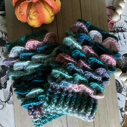 Dragon Scale Fingerless Gloves - Simplicity & such