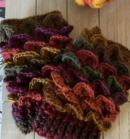 Dragon Scale Fingerless Gloves - Simplicity & such