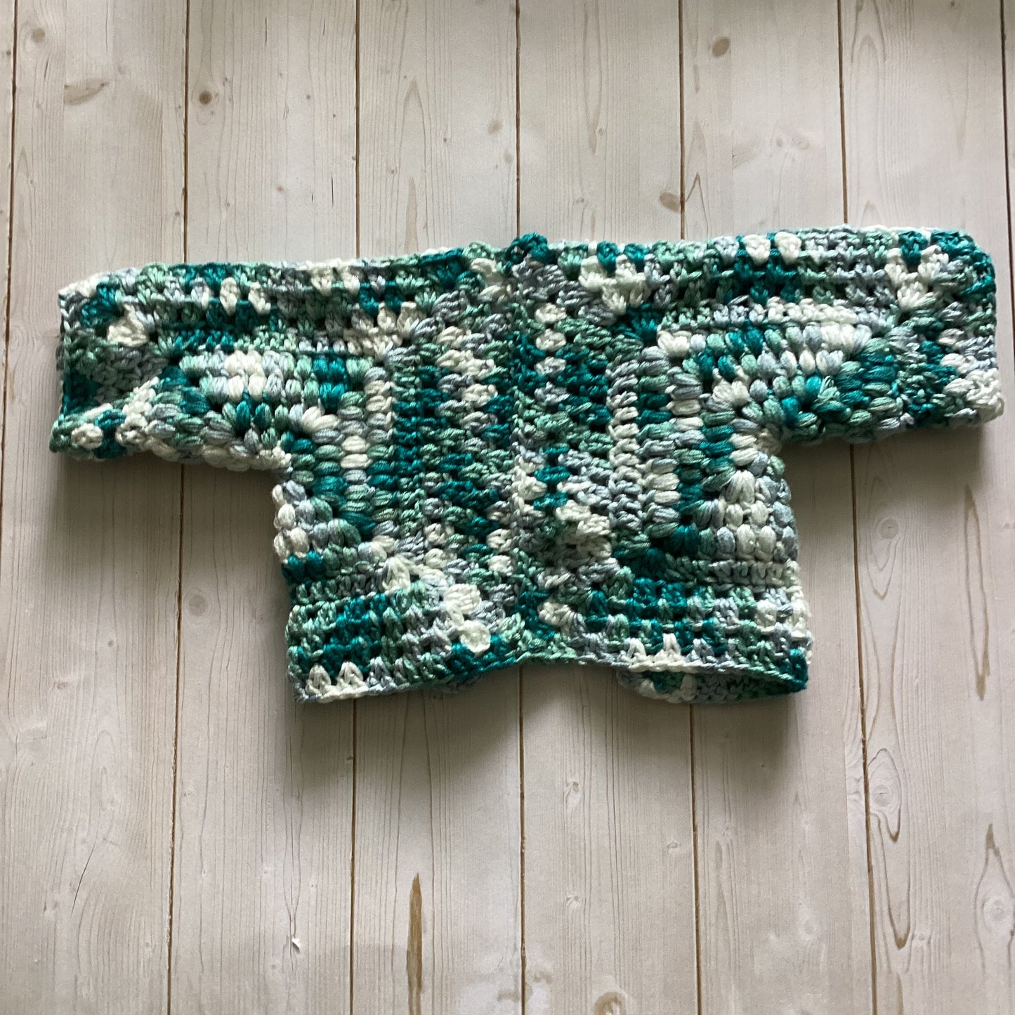 Doll sweater the silkie