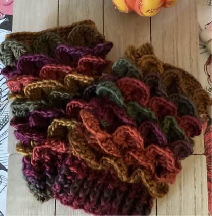 Dragon Scale Fingerless Gloves - Simplicity & such